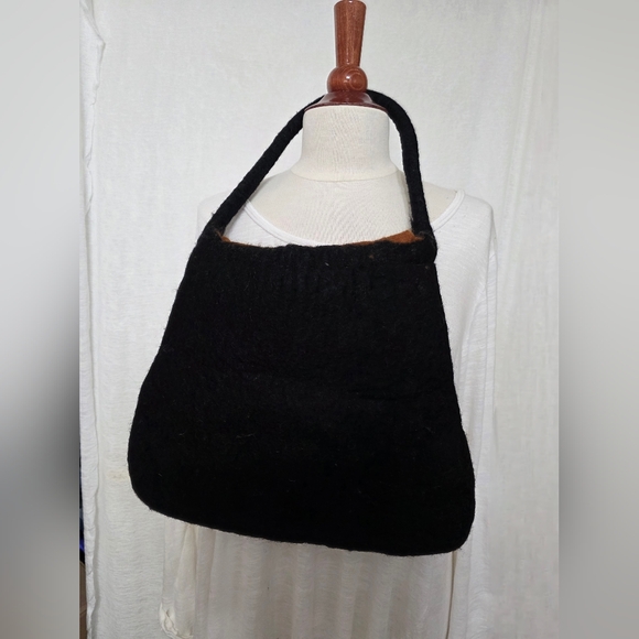 HANDMADE BOILED WOOL PURSE *RISING TIDE* - Picture 2 of 9